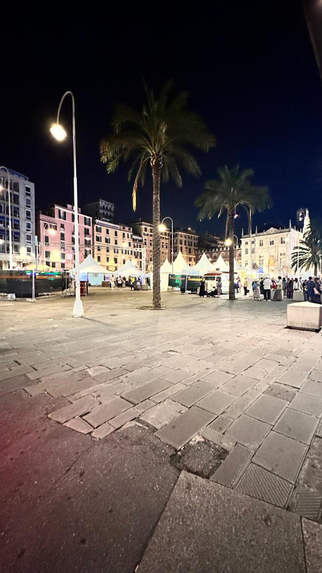 Ferienwohnung Centro Storico Caruggi 2Min Acquario Pellicceria Superior Loft Palazzo Rolli Genua Exterior foto